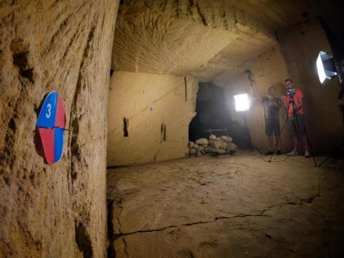 Rilievo in cava ipogea